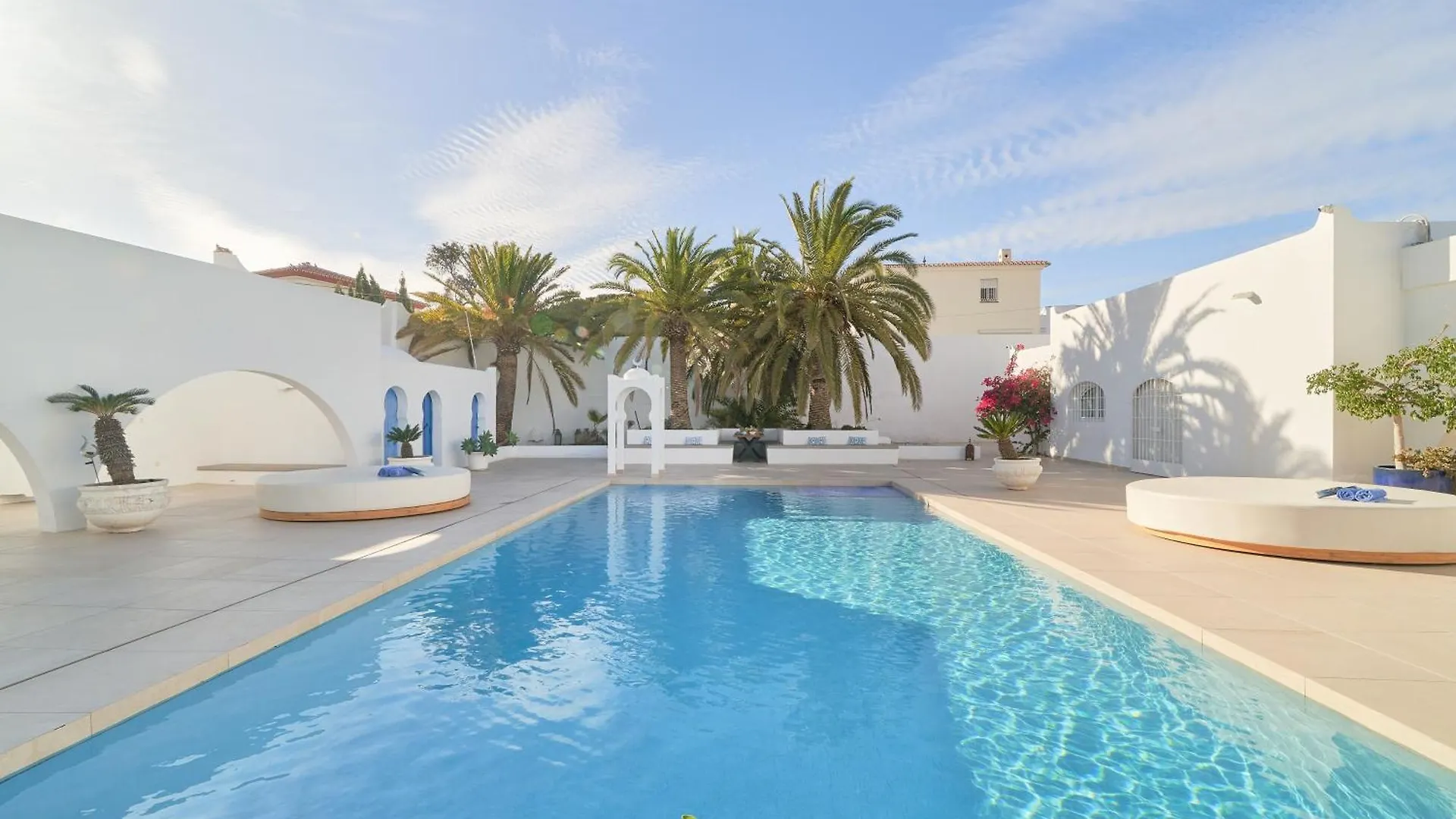 Andalusian Riad Salt Pool Bliss Torremolinos 0*,